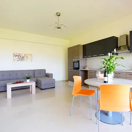 Stelia Luxury Apartments Kalavárda Exterior foto