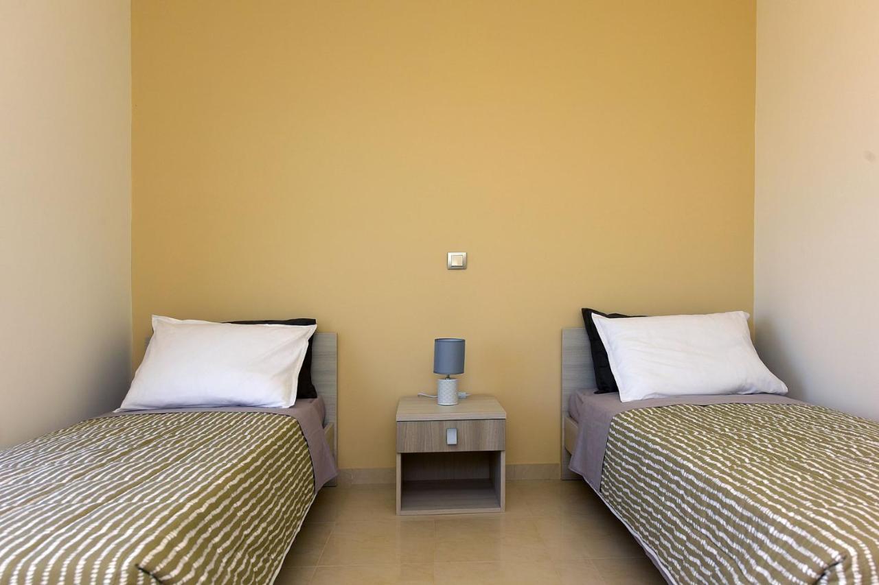 Stelia Luxury Apartment Kalavárda