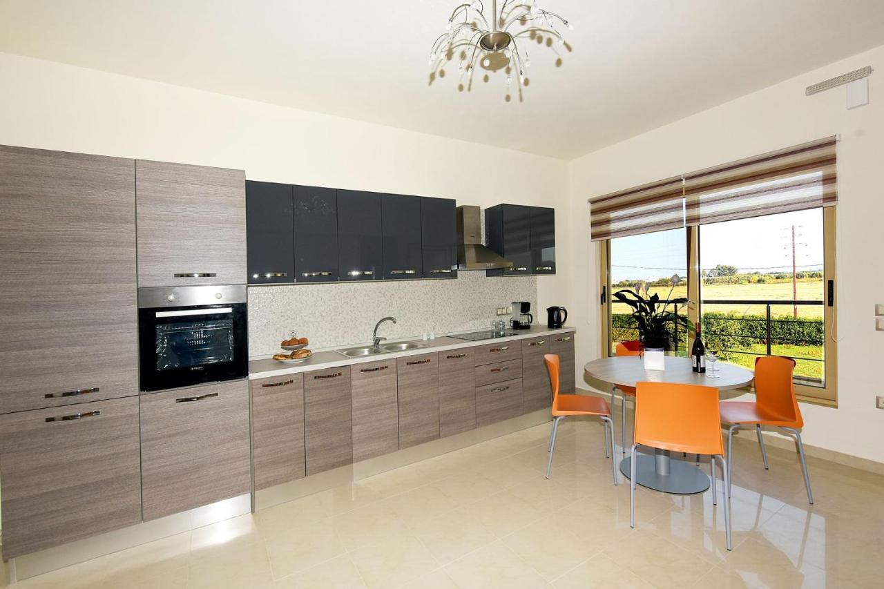 Stelia Luxury * Kalavárda